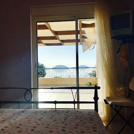 Apollon Αλυκή